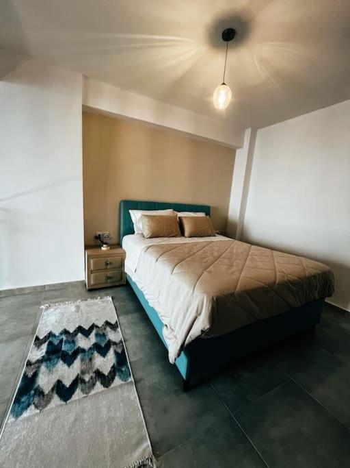 Ferienwohnung Escala Luxury Loft 2 In The Center &Free Parking Volos Exterior foto